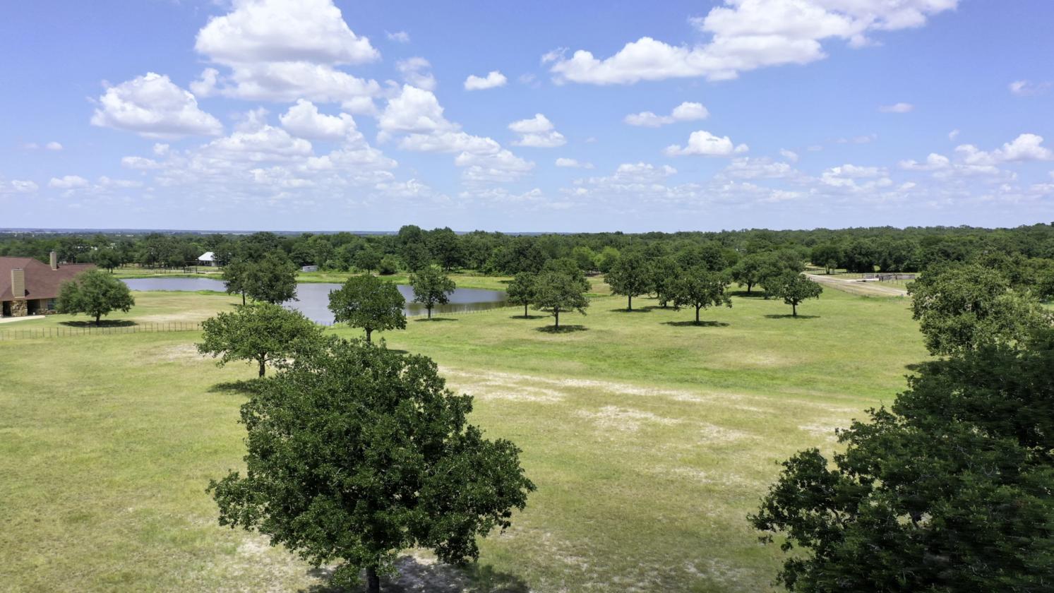 Luxury 32-acre Ranch Estate near Texas A&M - photo 29