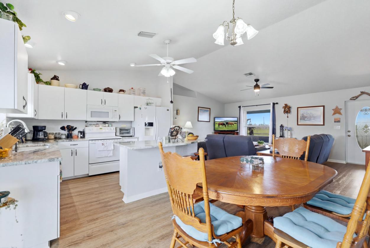Horse Property with charm - photo 16