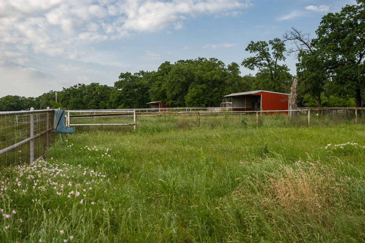 Fort Worth Home on 15 acres and Equestrian Ready! Fort Worth, Tarrant
