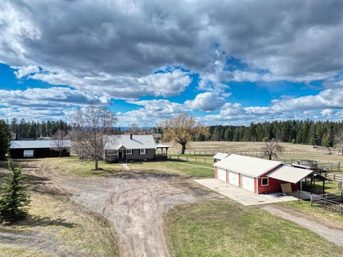 Equestrian Estate | Home, Acreage & 360° Views - photo 29