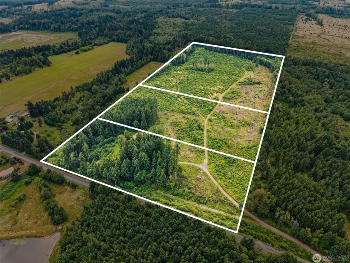 78-Acre Estate with Mountain Views & Orchard - photo 3