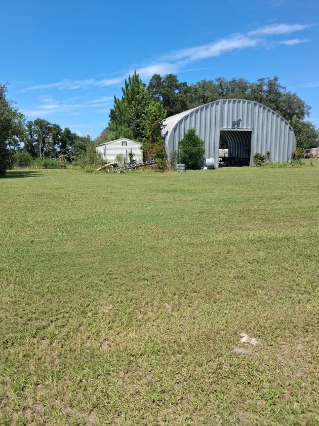 Equestrian Dream - barn, brick home and guest suite - photo 2
