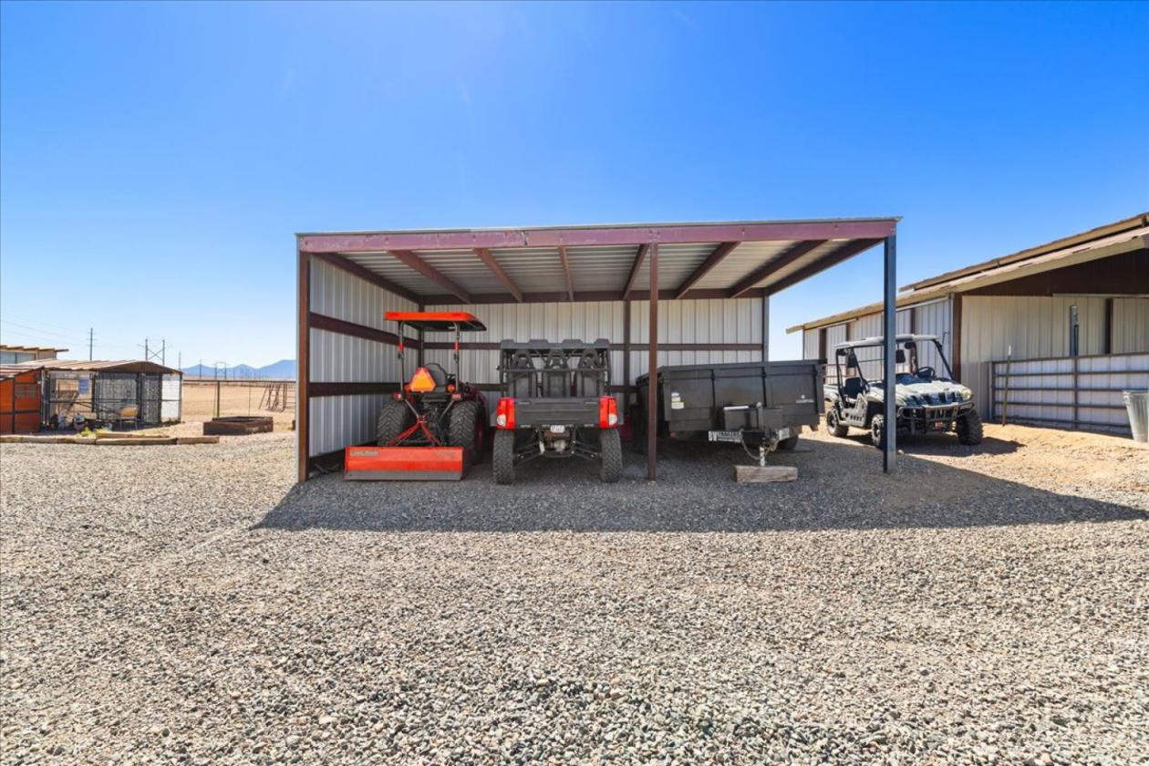 Space to Roam. Built for Horses. 10 Acres For You! - photo 18