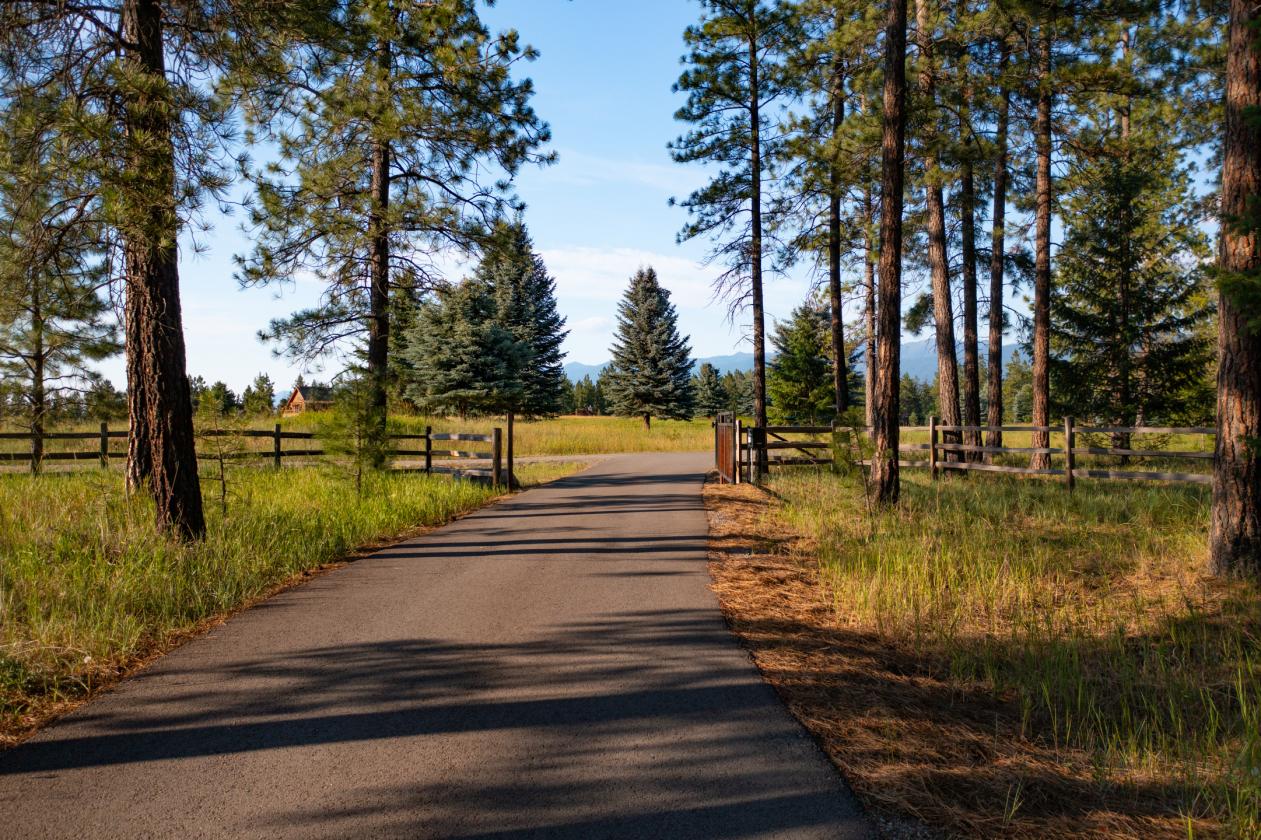 Equestrian property on Montana's #1 Golf Course - photo 28
