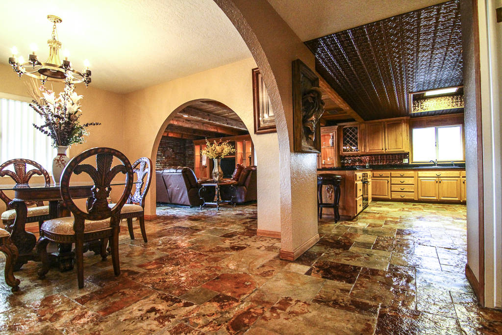 Beautiful horse property on 1.81 acres located in Horse Town USA