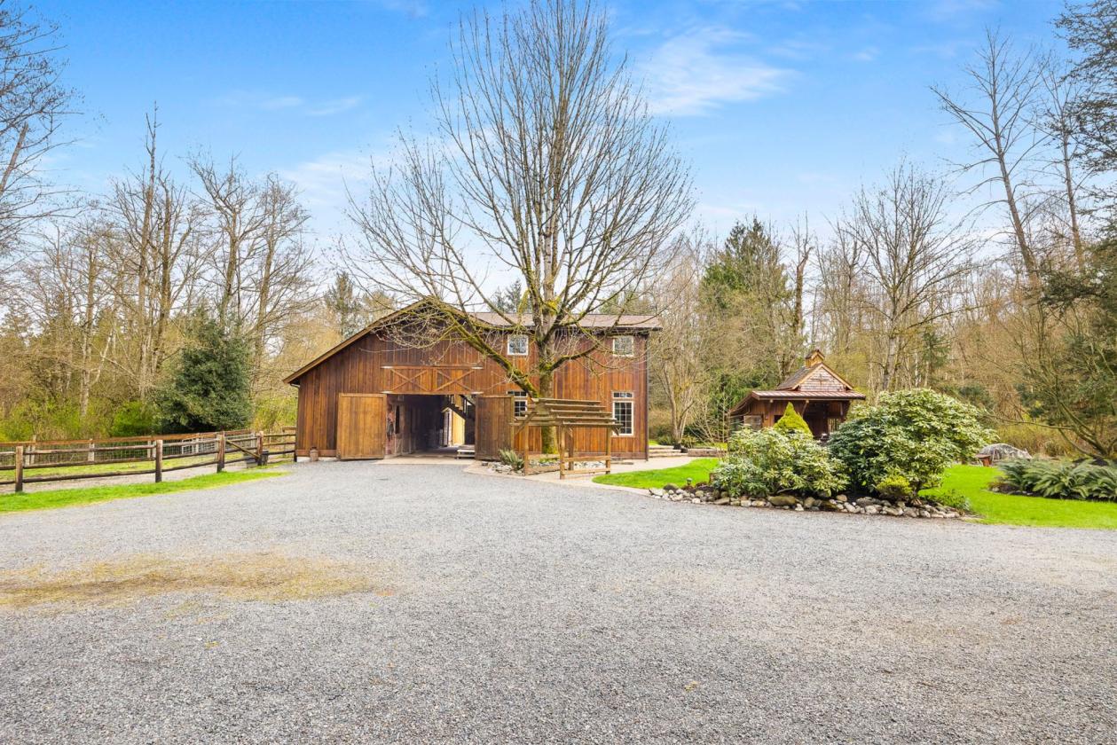 Humble Rustic Equestrian estate - photo 25