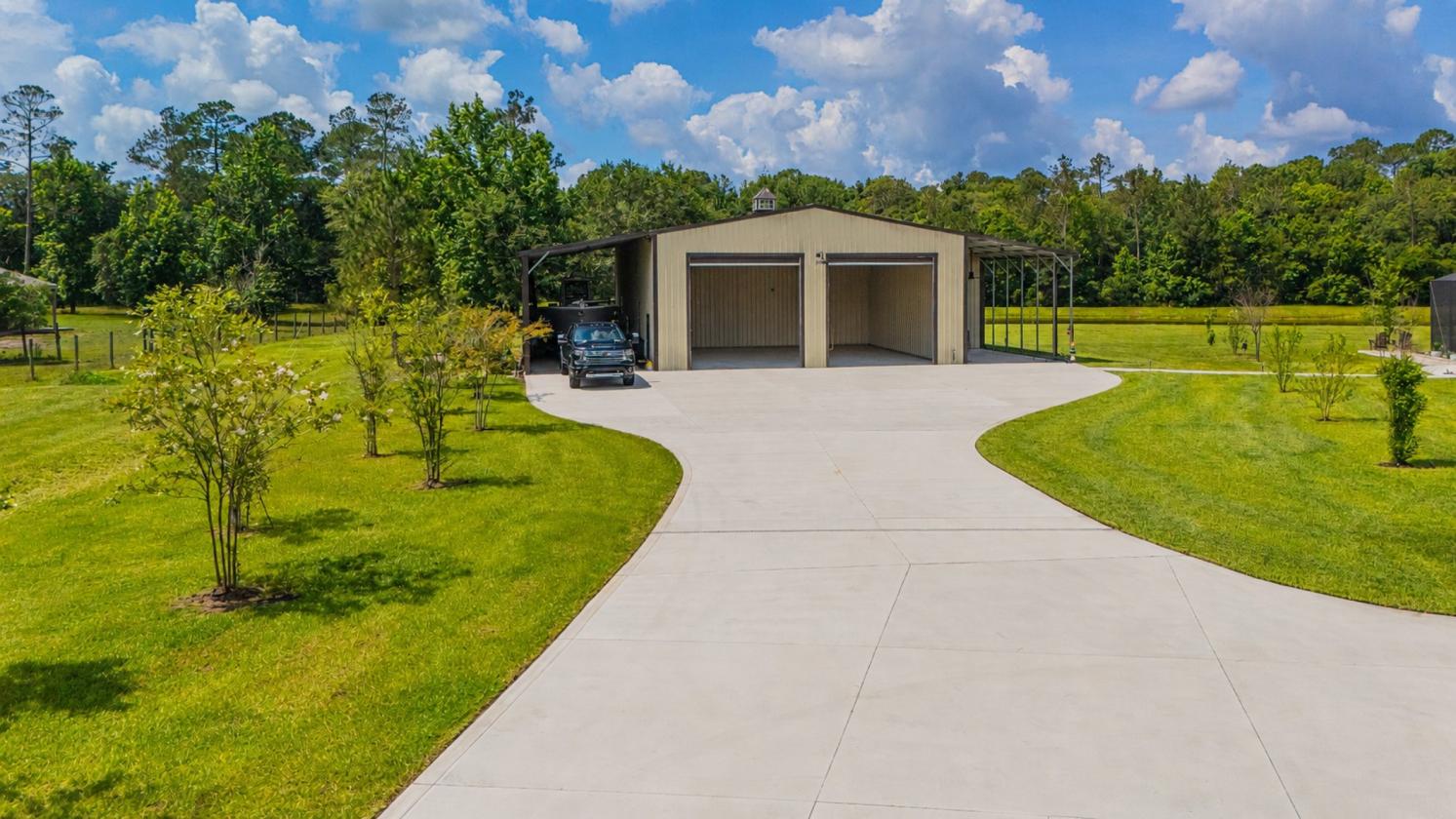 Luxury Equestrian Estate Compound on 6.6 Acres! - photo 8