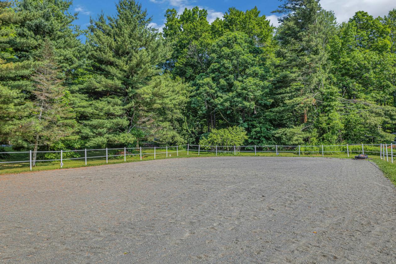 Income-Producing Equestrian Retreat! - photo 27