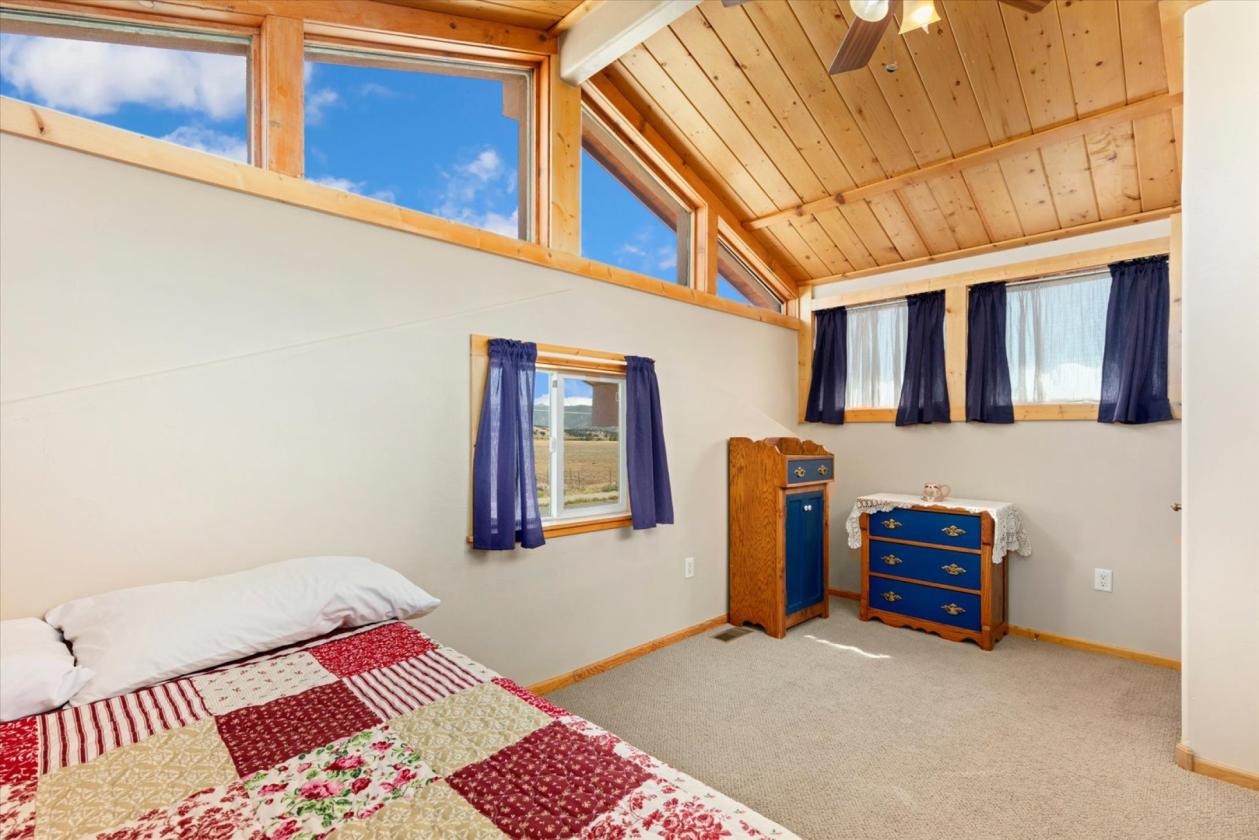 5-acre horse property - photo 30