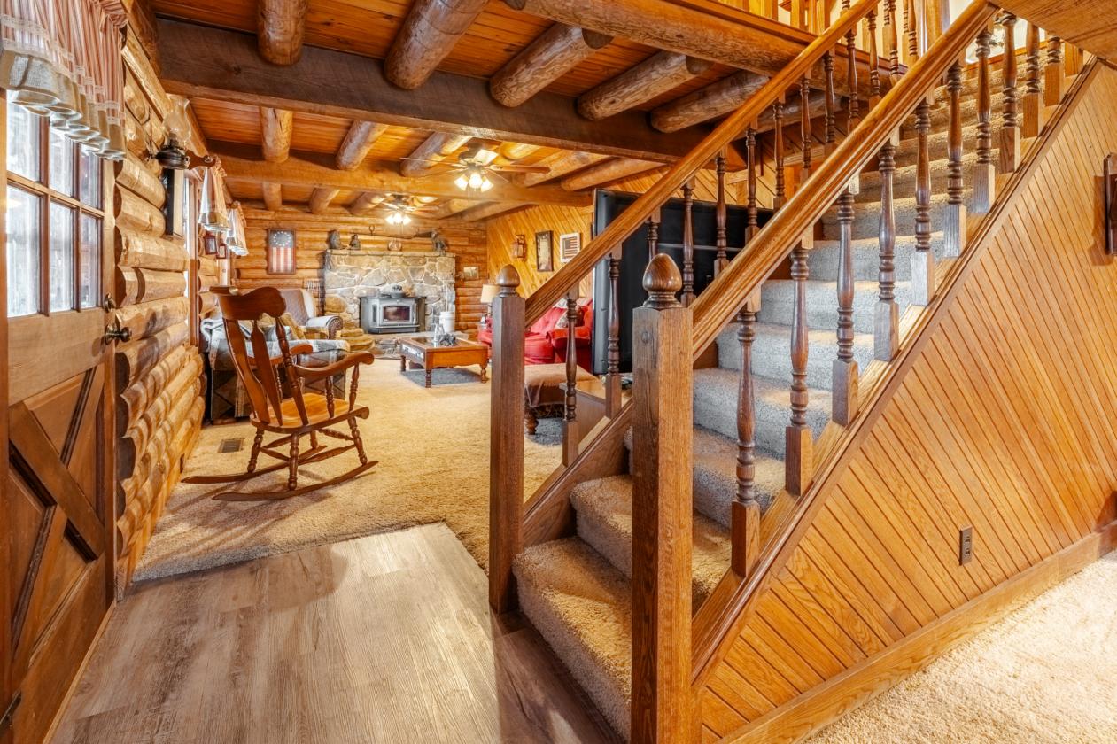 REAL LOG HOME on 12 Unrestricted Acres - photo 28