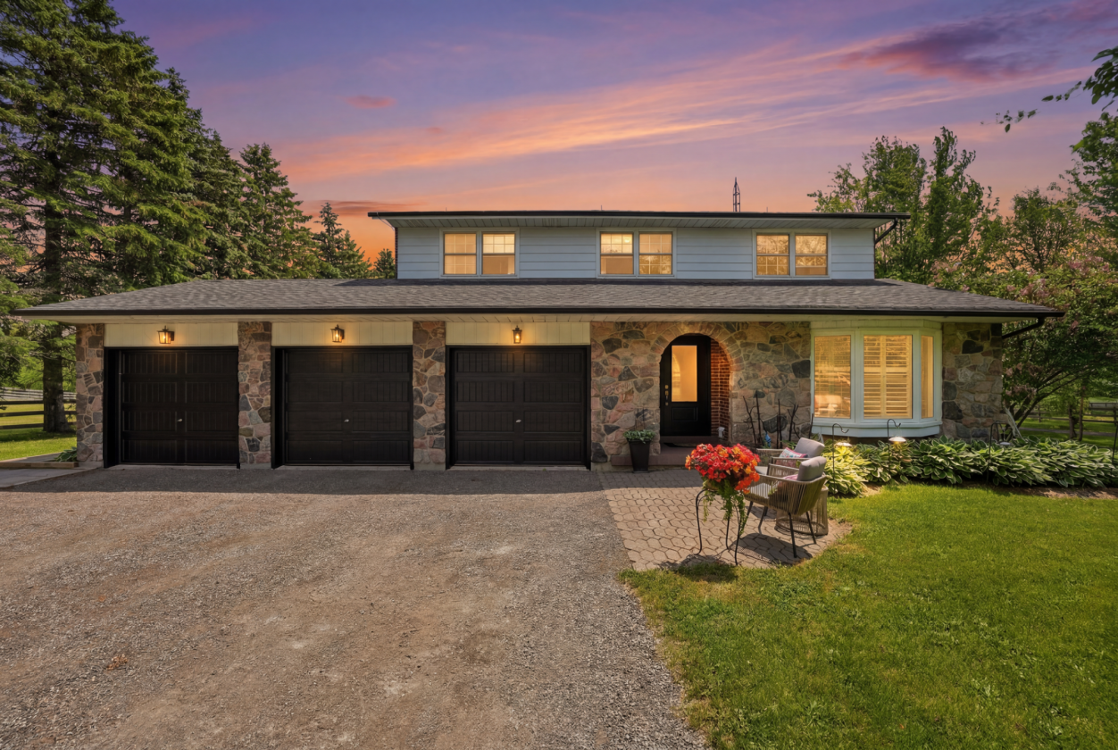 57 Acre Horse Farm With Beautiful Views - photo 2