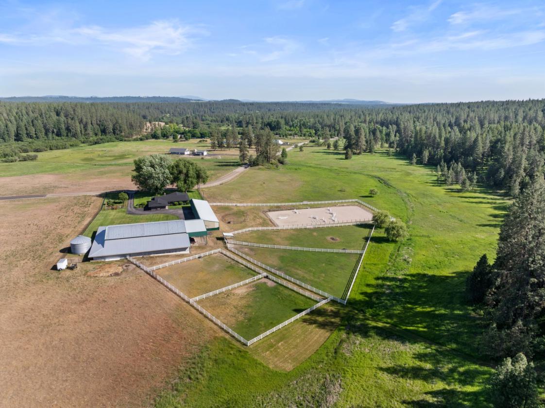 Crescent Bend Farm Equestrian Estate - photo 2