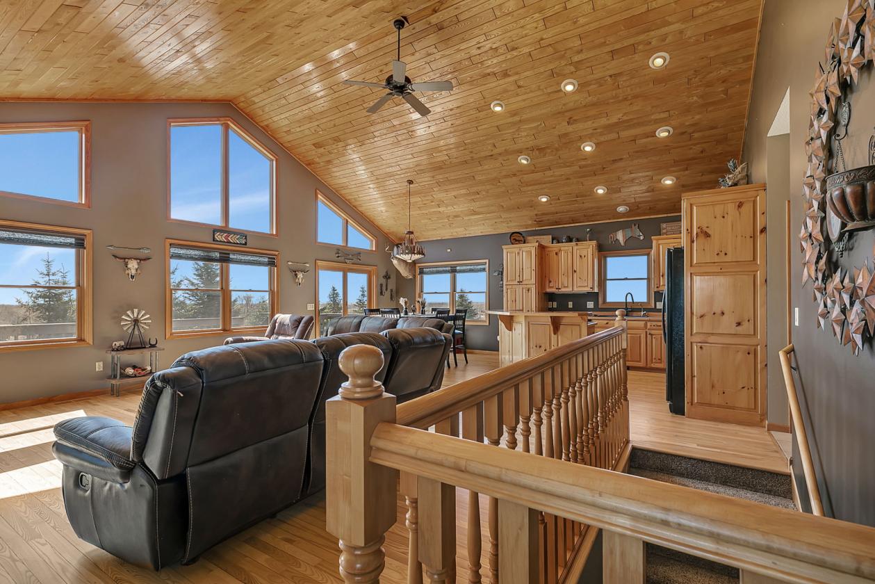 Serene Equestrian Property on over 17 acres! - photo 5
