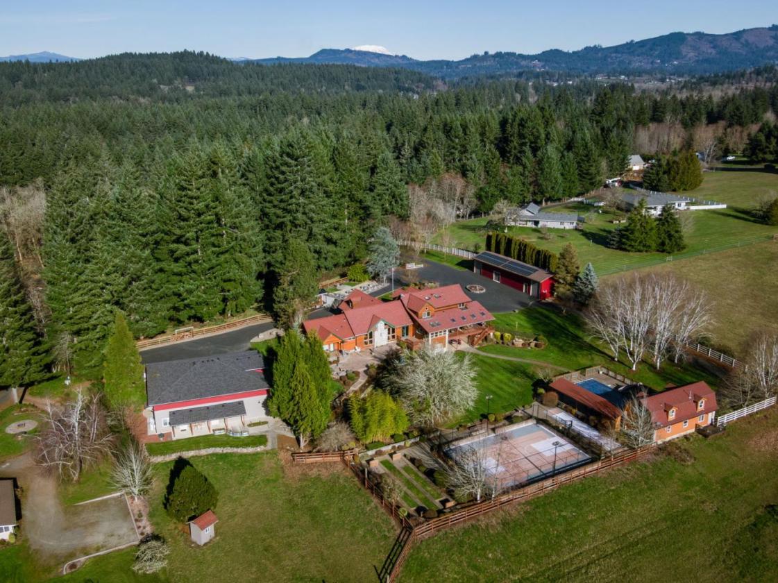 5 Acre Resort Inspired Estate - photo 1