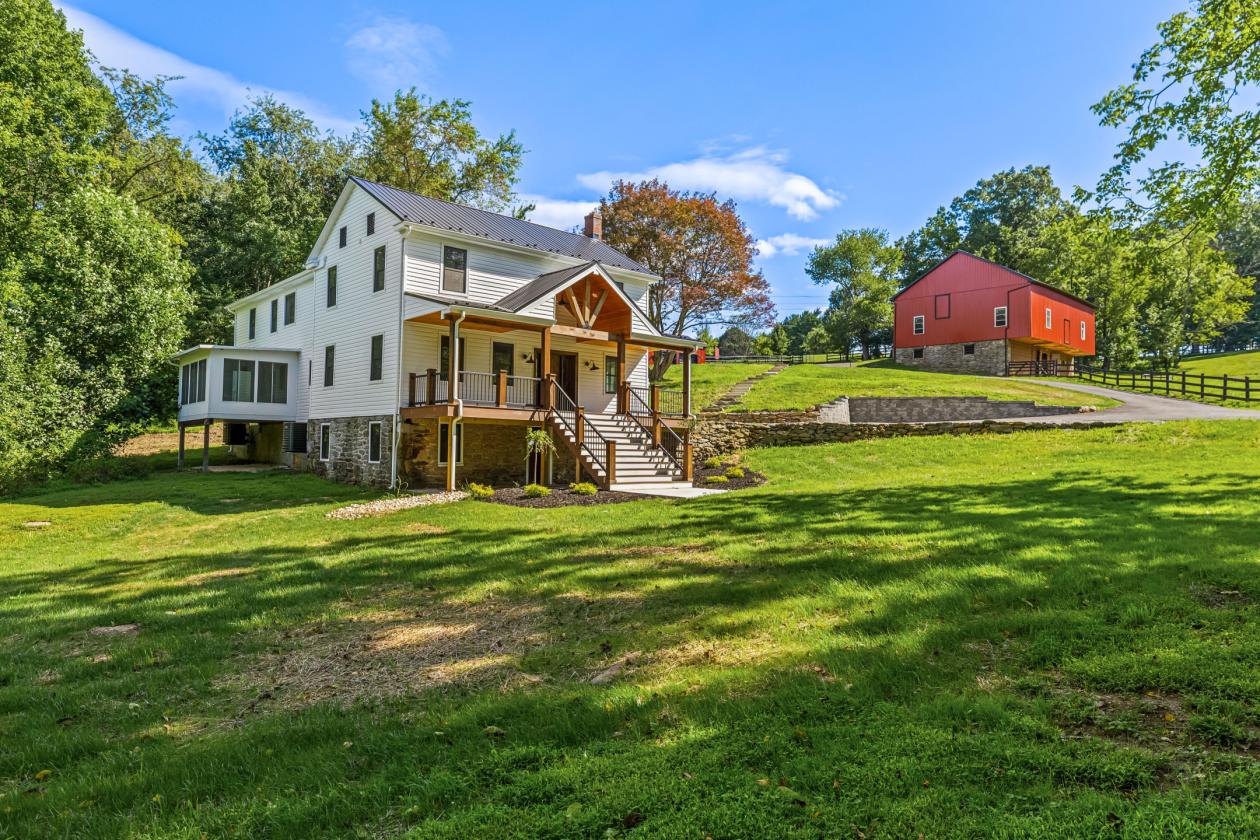 Thistle Hill Farm | 16+ Acres of Equestrian Living - photo 1