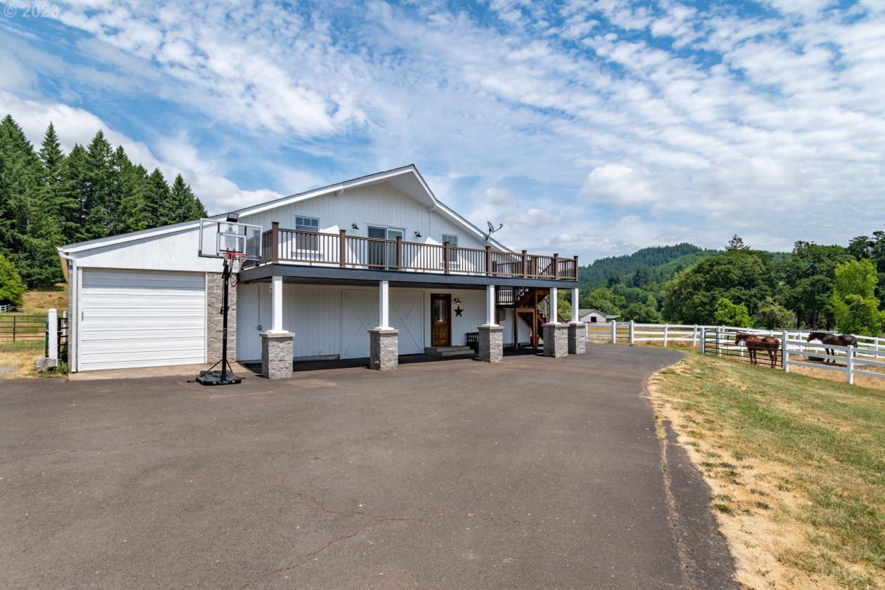 Luxury Equine and Cattle Ranch in Western Oregon - photo 16