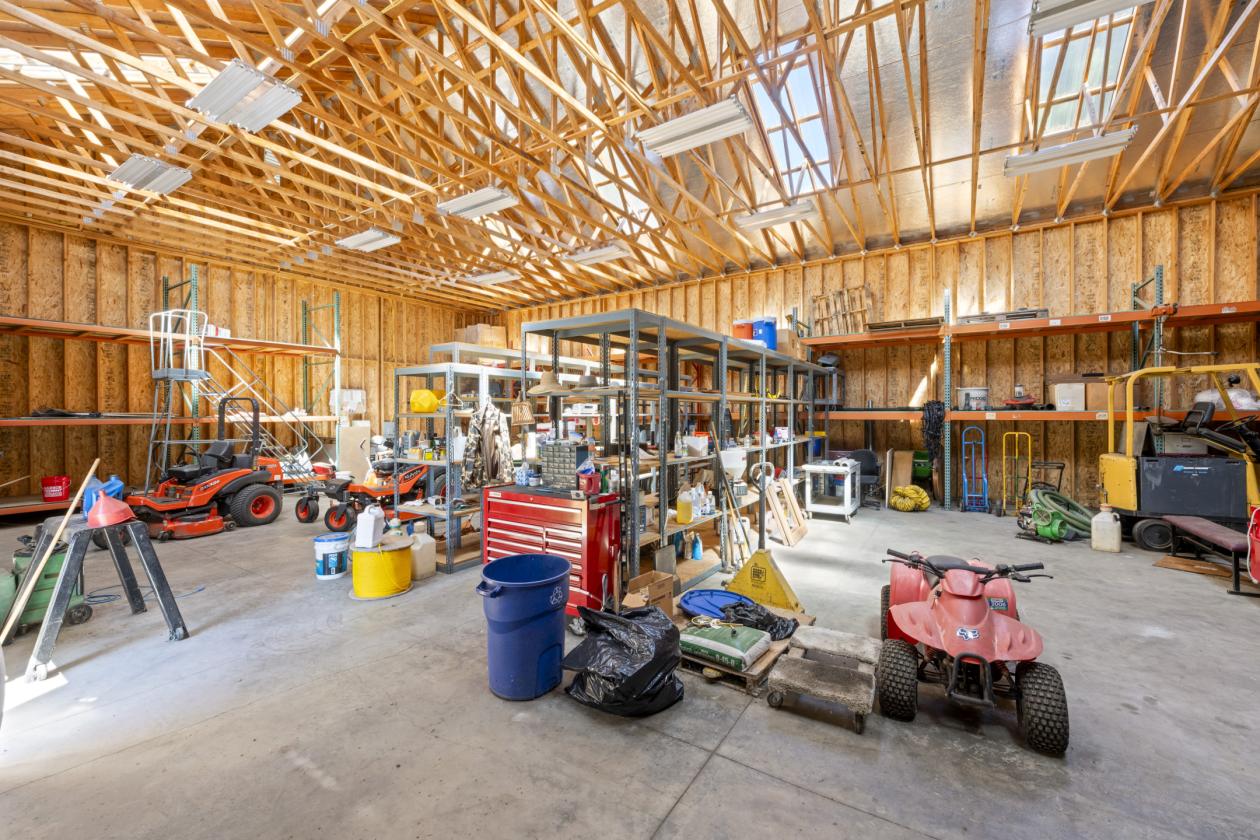 Beautiful Apple Hill Property - photo 21