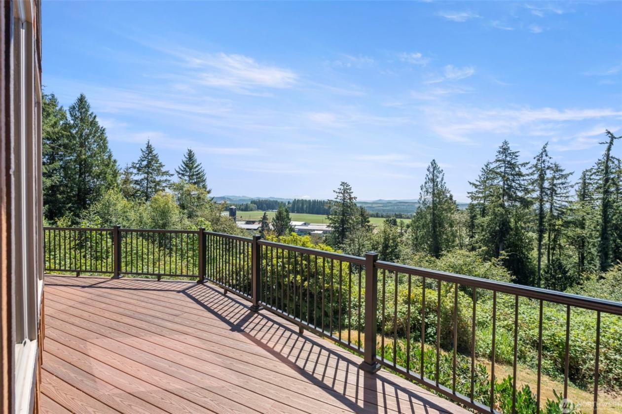 78-Acre Estate with Mountain Views & Orchard - photo 30