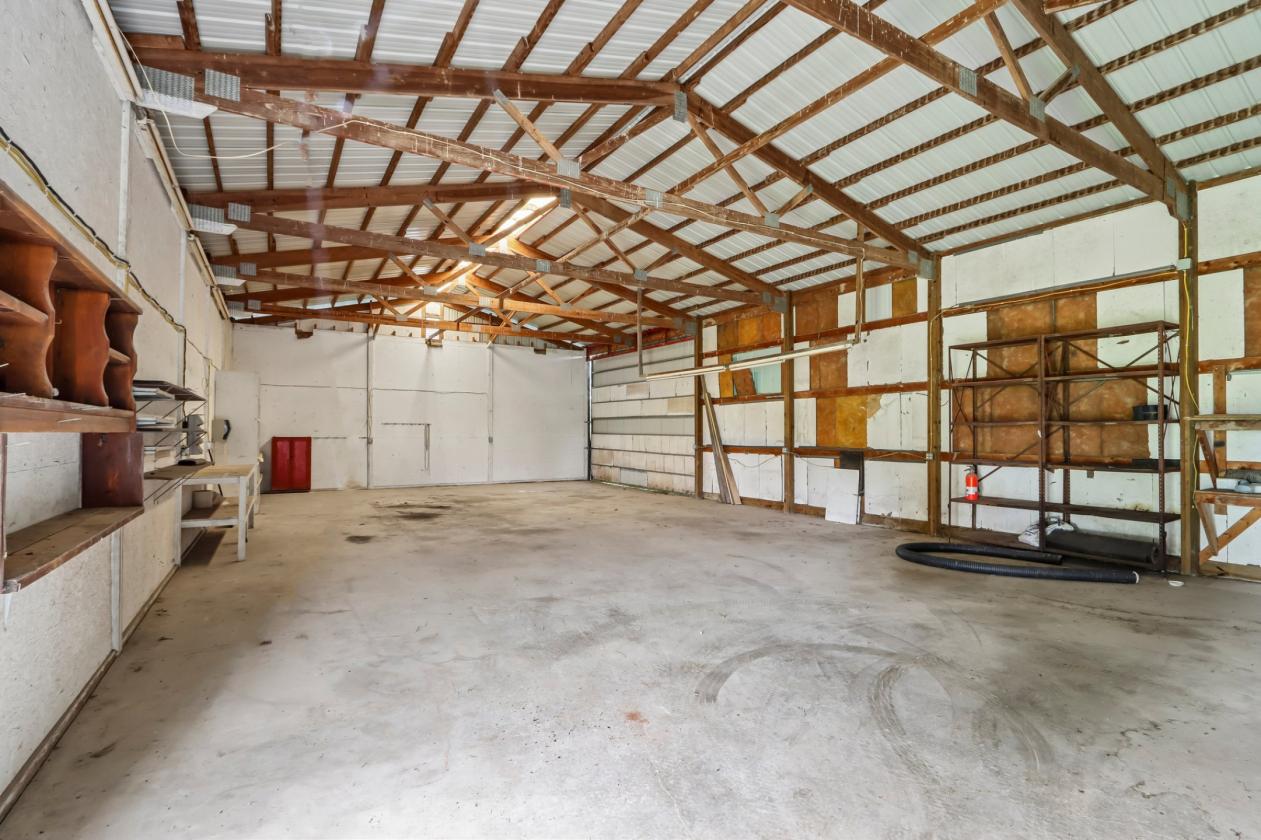 Farmette on 3+ Acres - photo 19