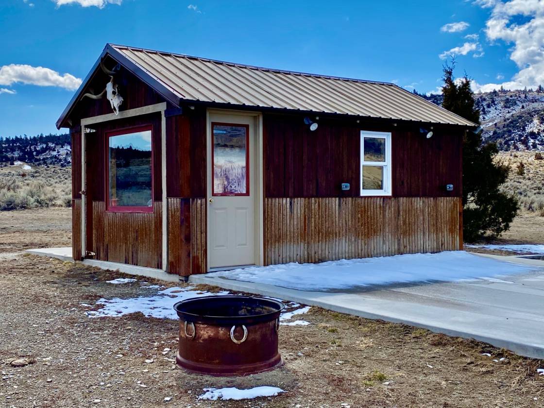 VVV RANCH ~ HORSE TRAINING FACILITY ~ TWO HOMES | Whitehall, Jefferson ...