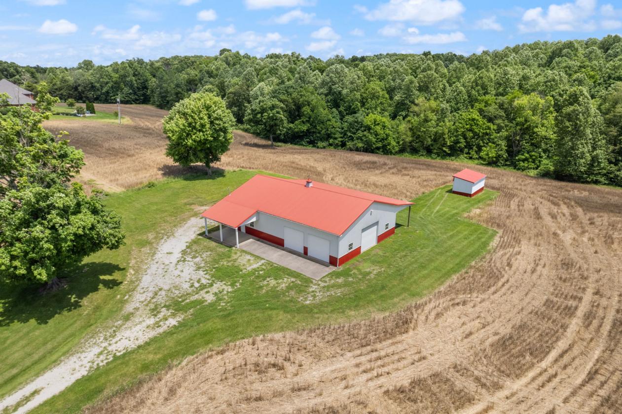 17 Unrestricted Acres w/Bldg. S. Central KY! - photo 4