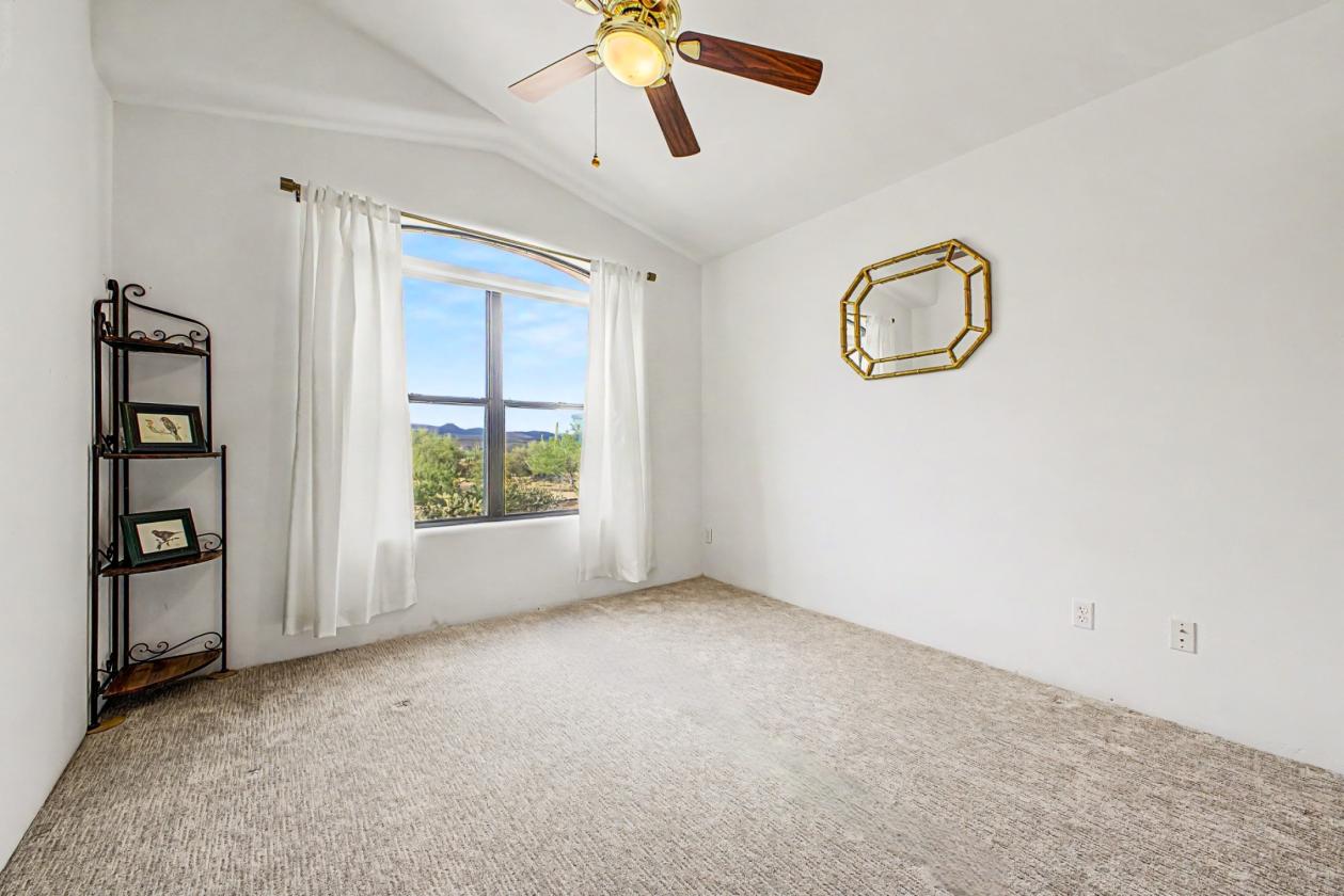 2.5 ACRES w/ CUSTOM HOME - JUST NEEDS HORSE SET-UP - photo 24