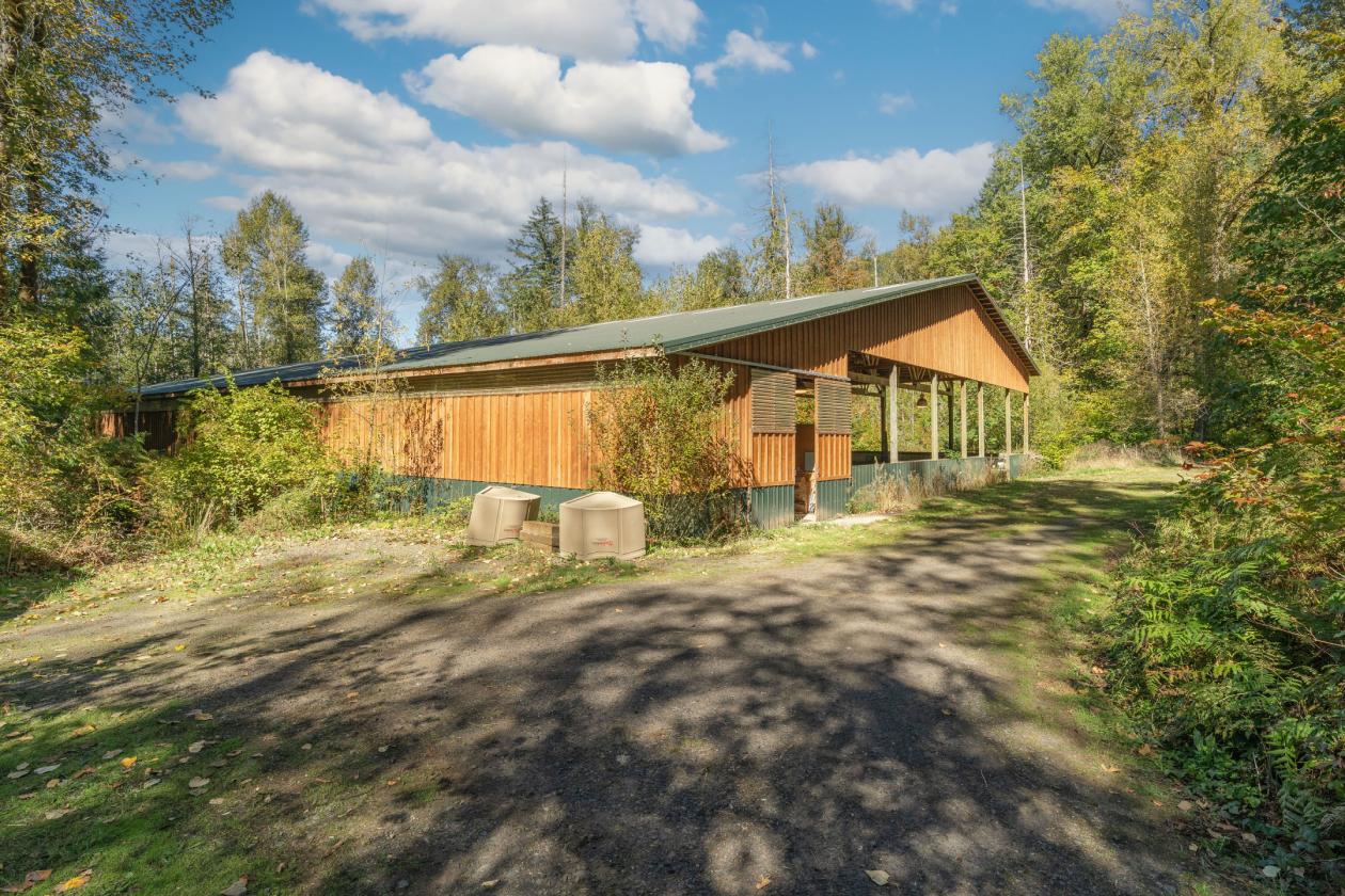 11.62-Acre Mt. Hood Equestrian Retreat - photo 18