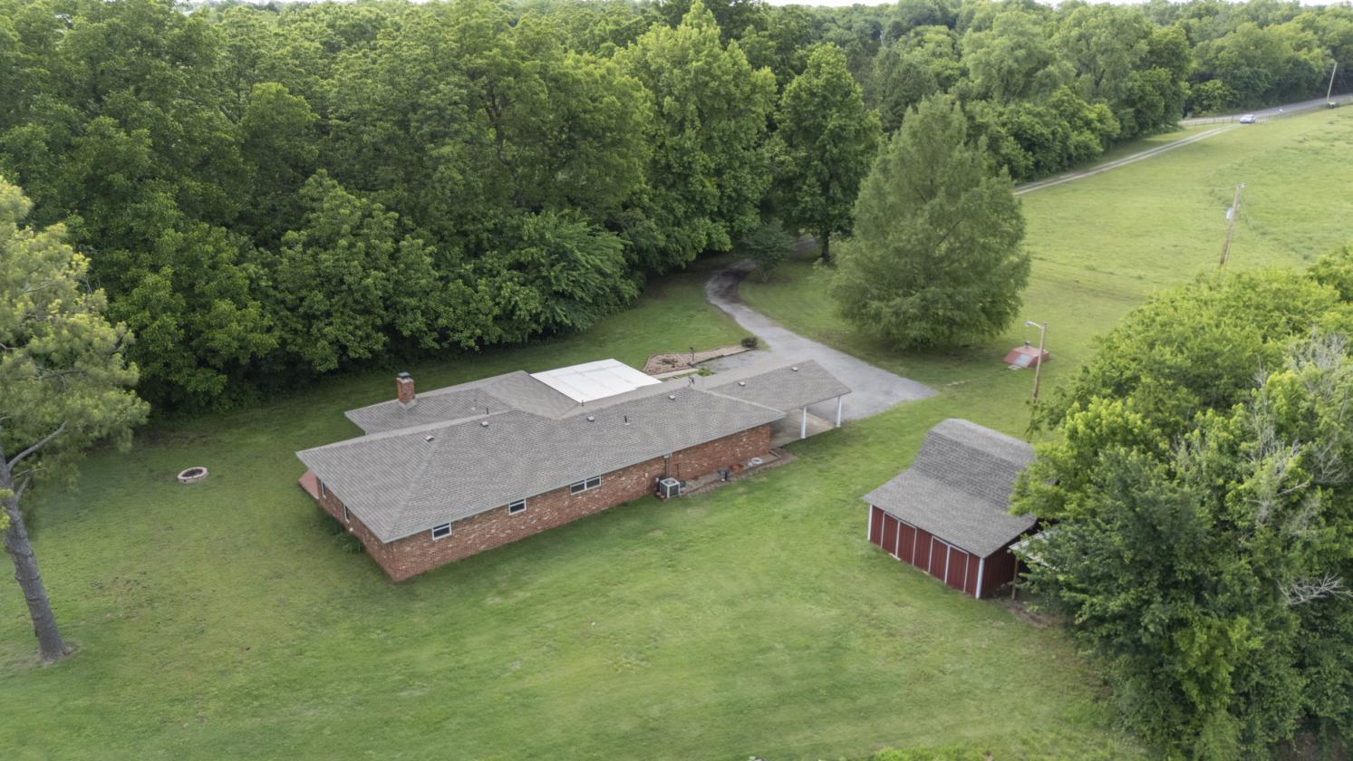 17.5 SECLUDED PARK LIKE ACRES CLOSE TO PURCELL - photo 4