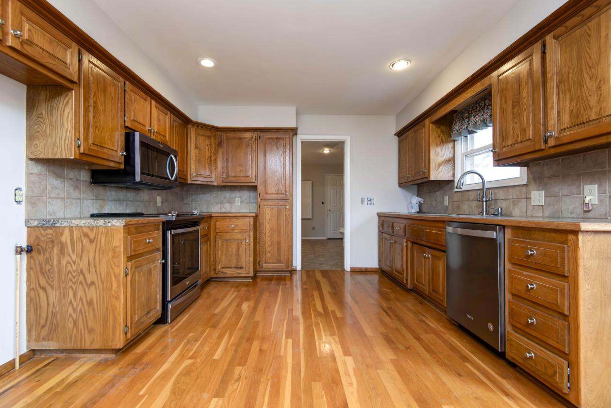 : CUSTOM HOBBY RANCH...SOLD....OF COURSE! - photo 12
