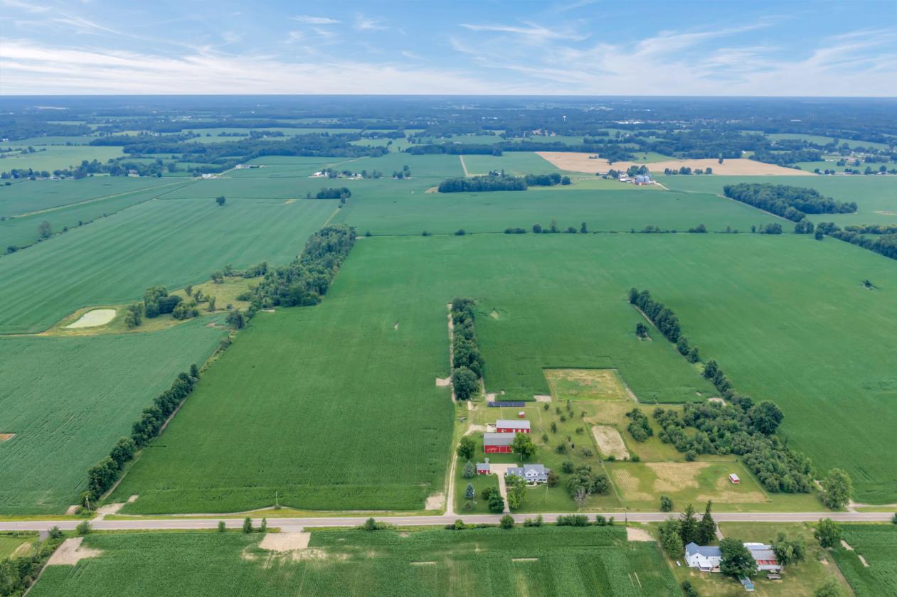 Home and Equestrian Farm on 10 Acres - photo 20