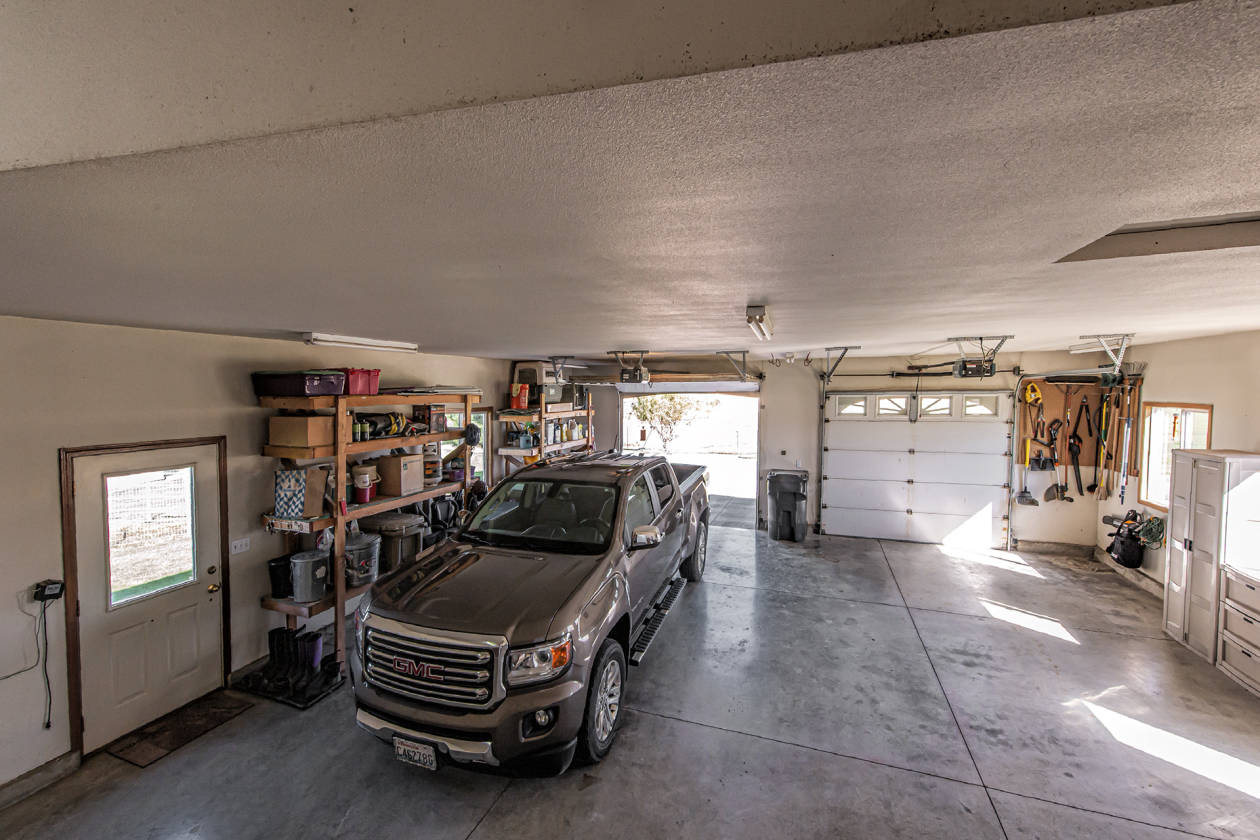 Horse Property with Views Walla Walla, Walla Walla County
