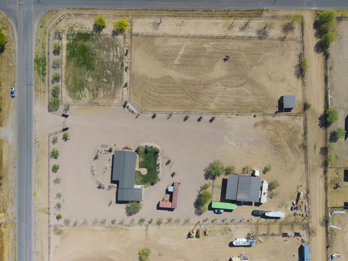 Move in ready horse property - photo 11
