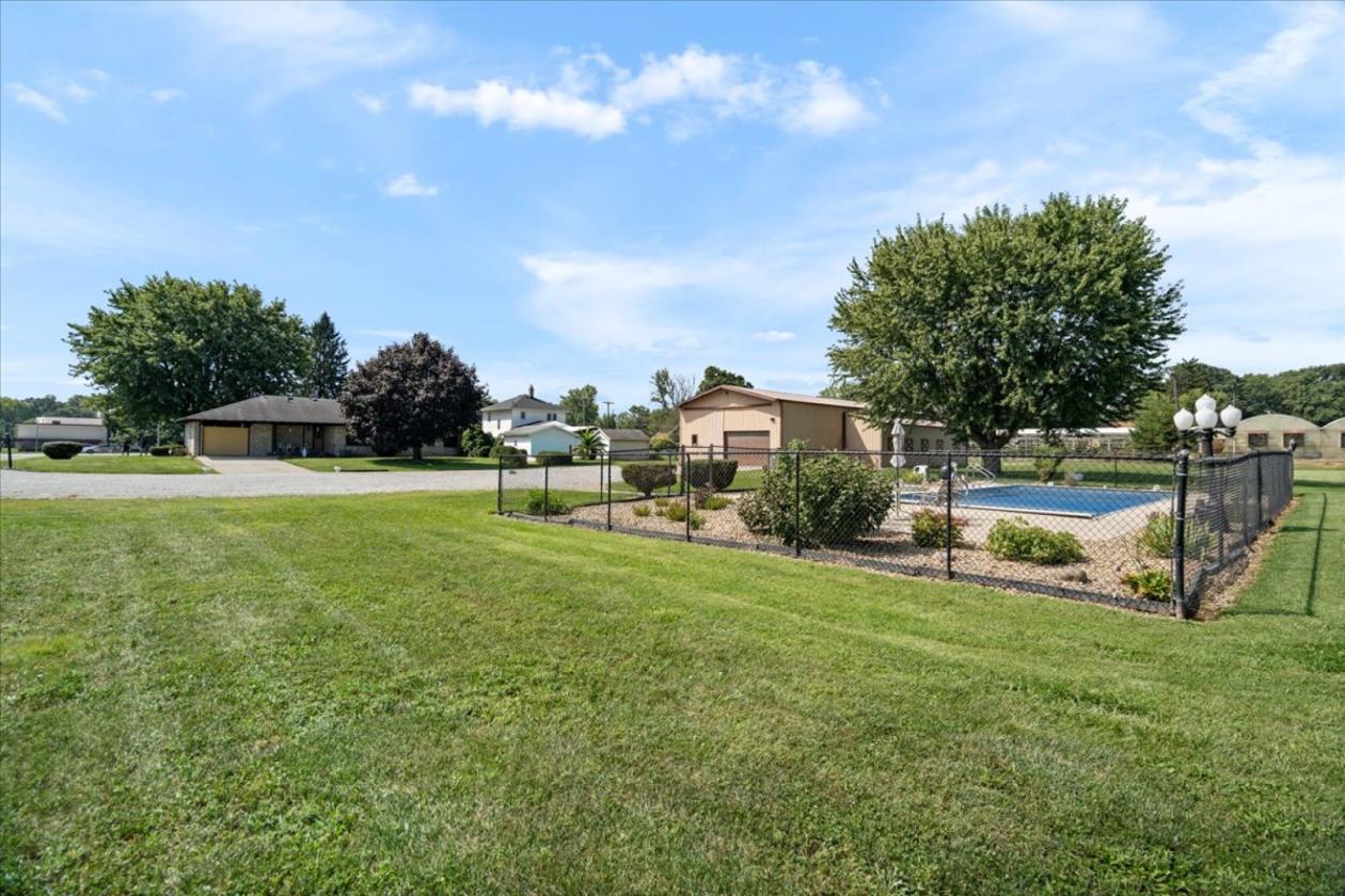 Horse Property Auction: 9.82± Acres, Two Barns - photo 29