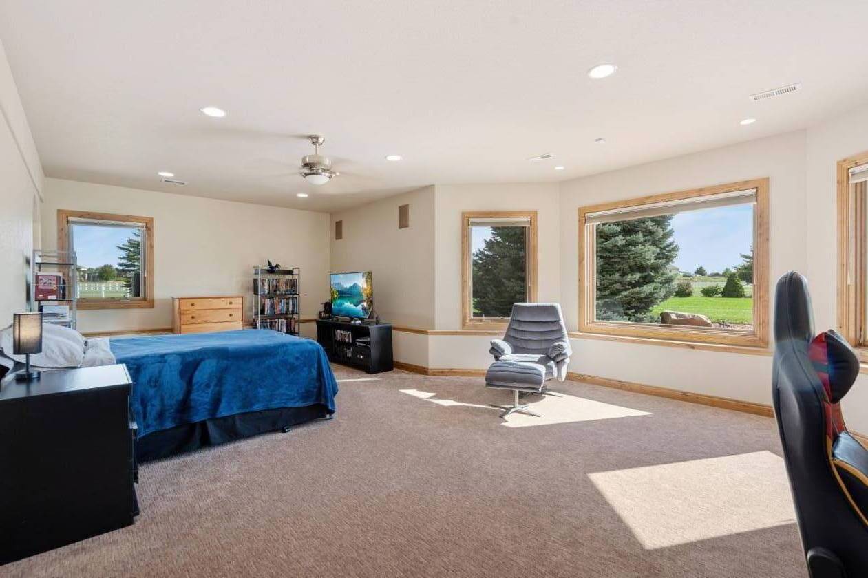 Price Improvement - Custom Home & Barn / Shop - photo 19