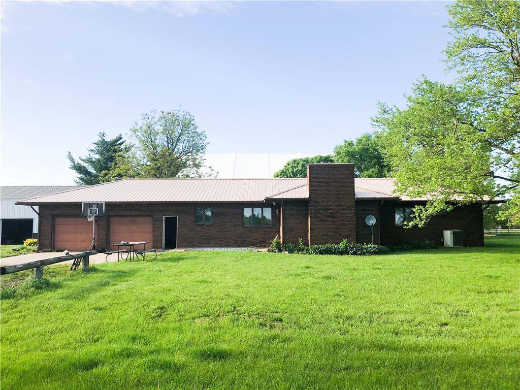 luxury equestrian estates in Douglas County, KS for sale Lawrence