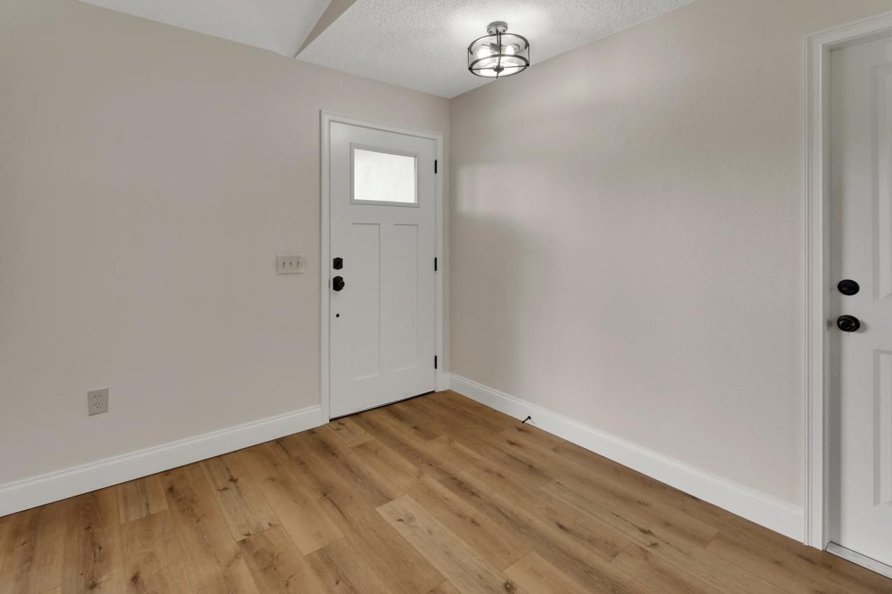 Updated Home Zoned Agricultural - photo 4