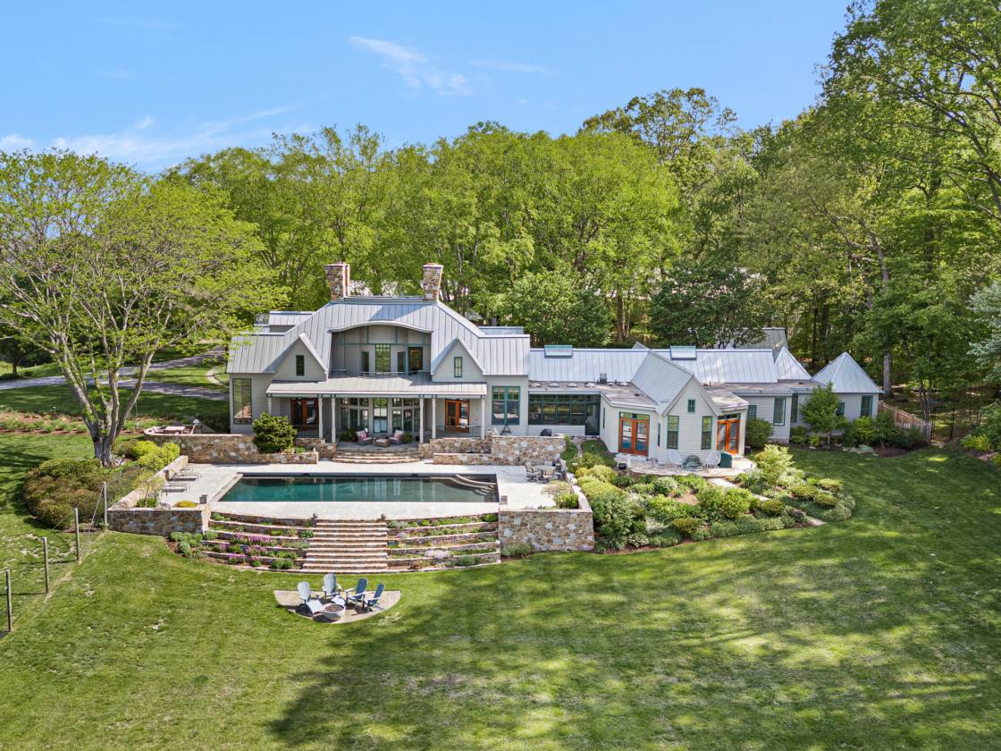 Horse Property for sale.