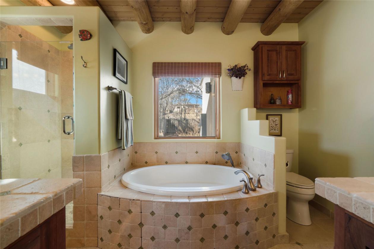 Rare and Beautiful Horse Property Near Santa Fe - photo 21