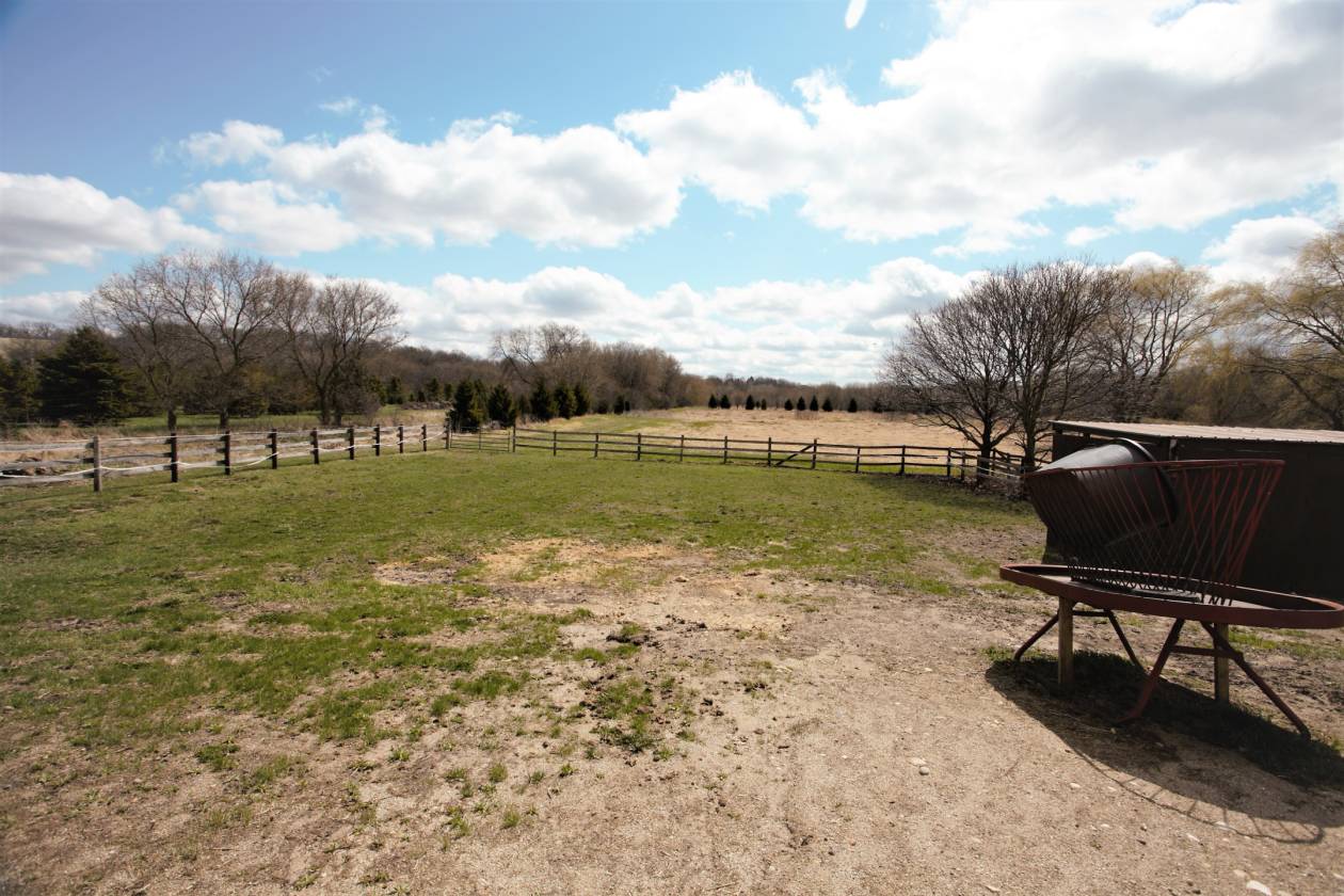 Stately Equestrian Farm on 20 acres Waukesha, Waukesha County, Wisconsin