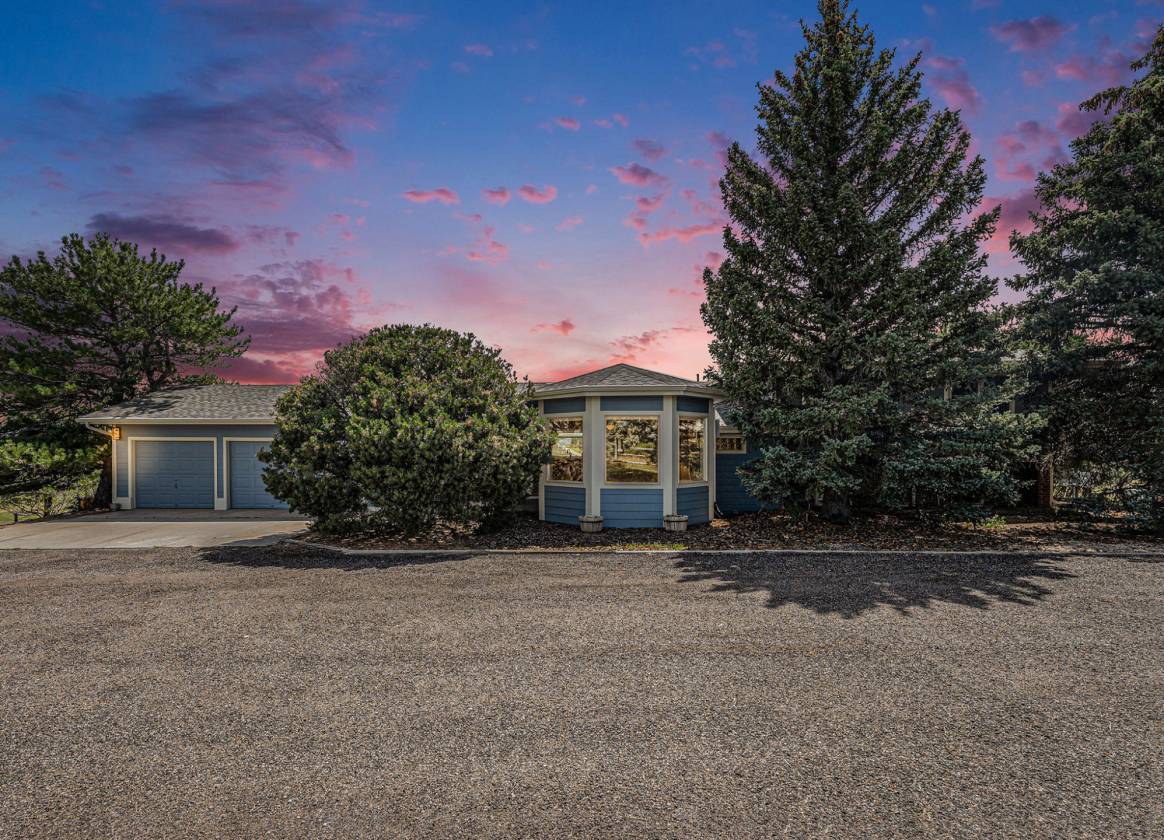 Horse Property for sale.