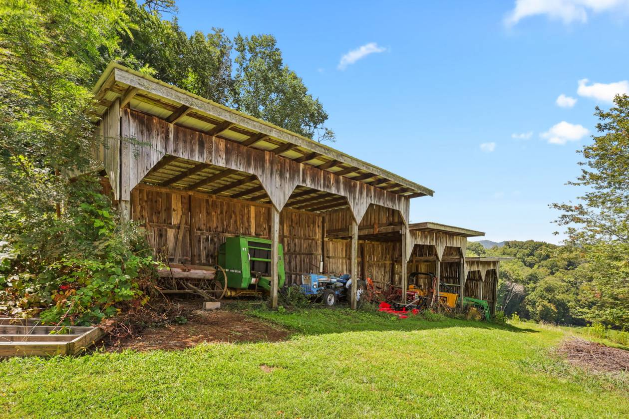 Apple Tree Farm - A Rare Offering on 246+ Acres - photo 22