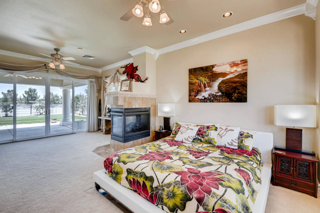 LUXURY 2 ACRE ESTATE IN RURAL ENVIRONMENT 6325 W... Las