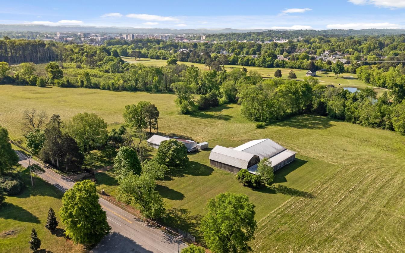 In-Town Farm with Level Pastures, Home, Building - photo 1
