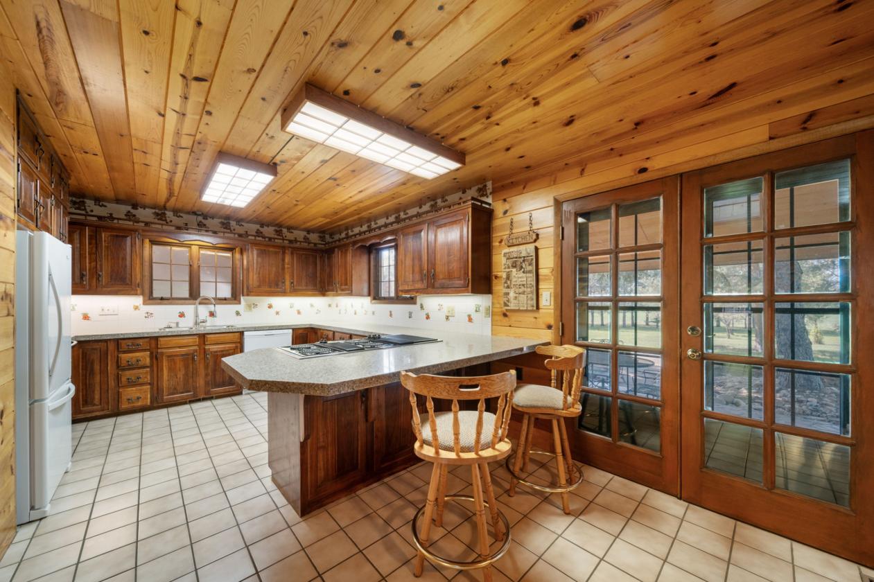 35-acre horse property with senior water rights - photo 10