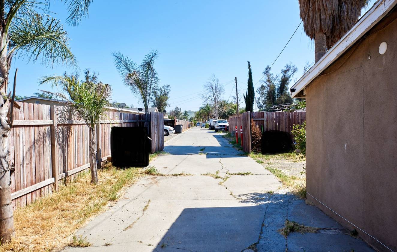 PRICE REDUCED!! Horse property, DUPLEX. Make it your dream