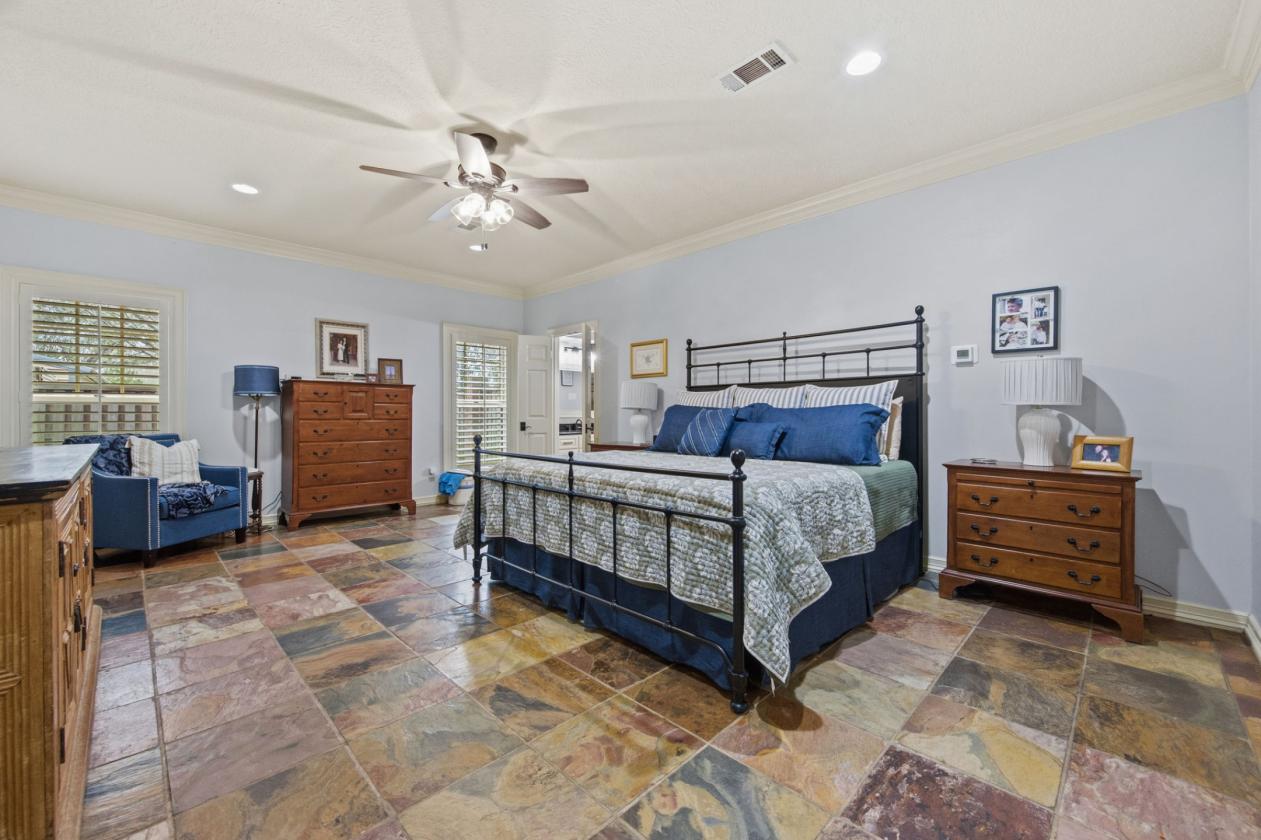 Extraordinary Luxury Equestrian Retreat on 7.1 AC - photo 10