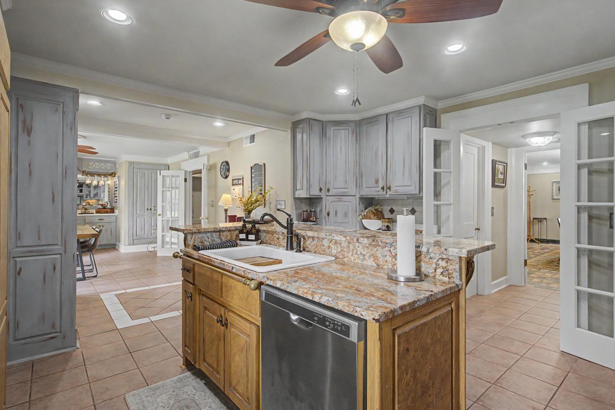Remarkable 75-Acre West Lowndes County Estate - photo 17