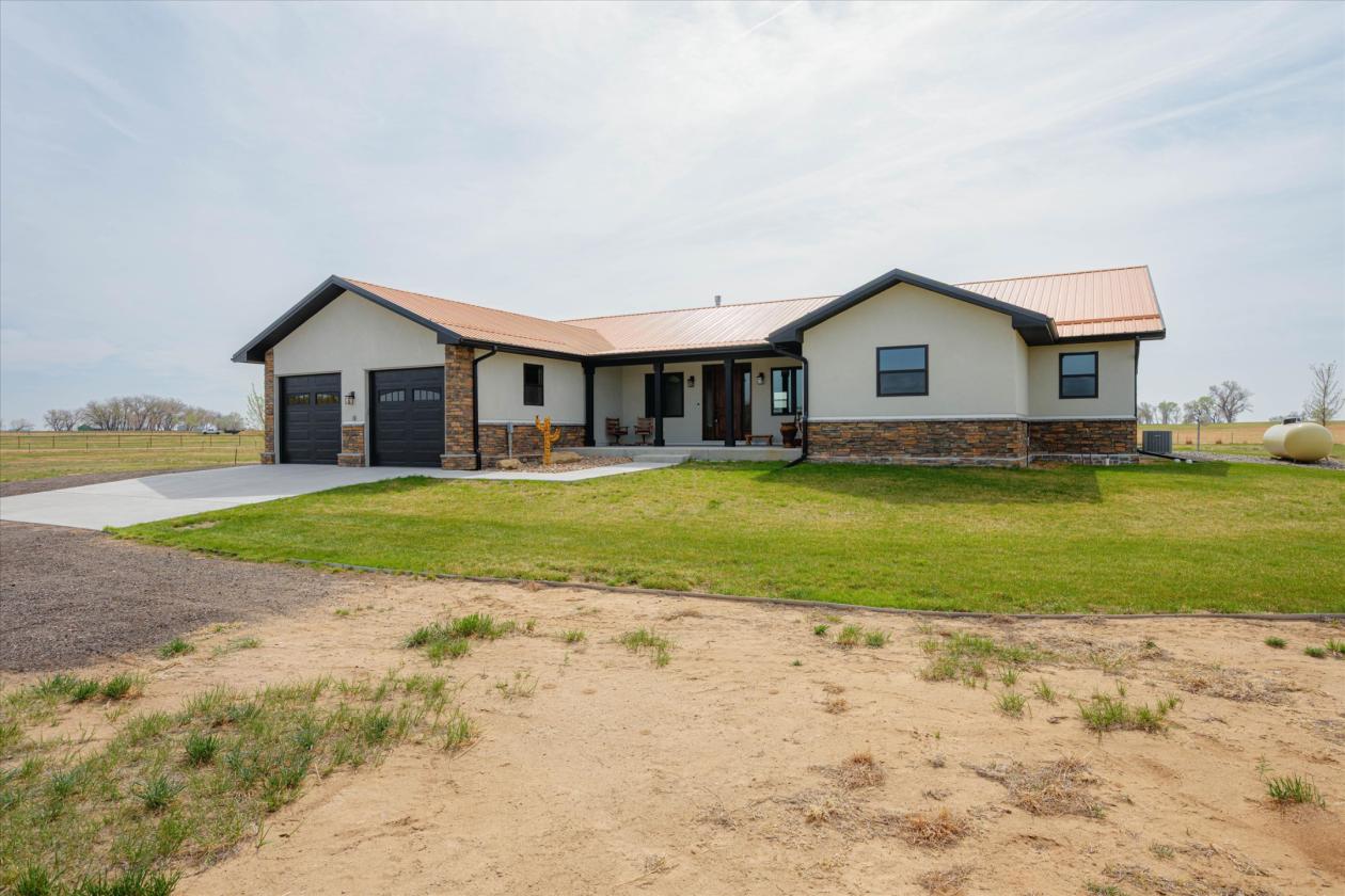 2 T Ranch - photo 3