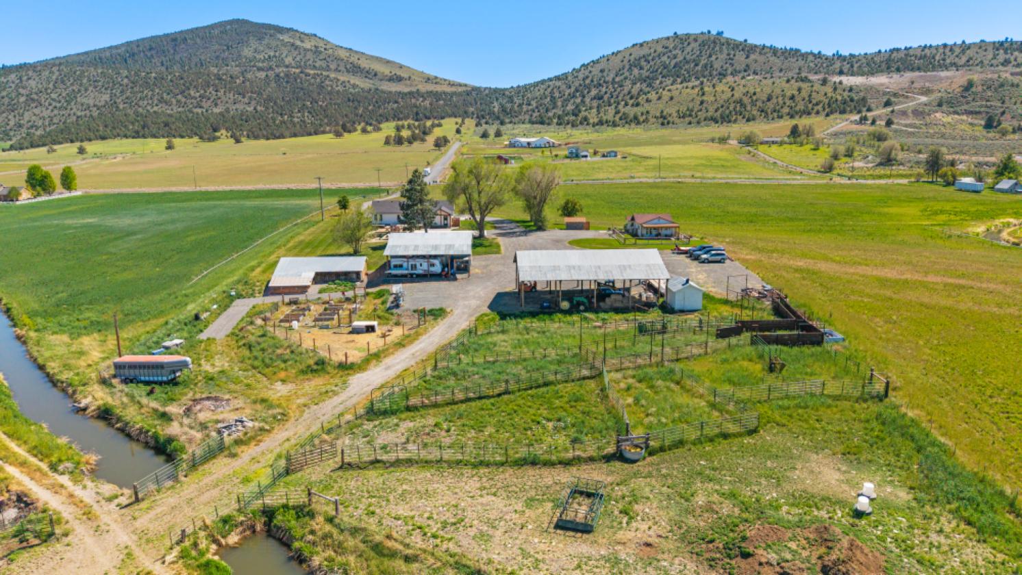 BEAUTIFUL, TURN KEY HOME + FARM + ADU ON 101 ACRES - photo 3