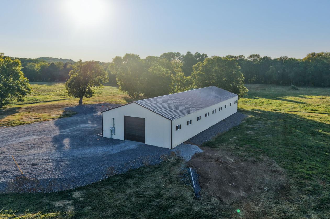 Barndominium & Acreage - photo 3